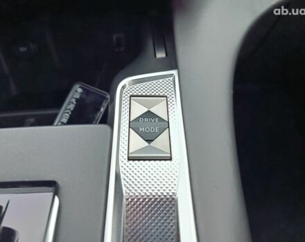 Чорний Сітроен ДС, об'ємом двигуна 1.6 л та пробігом 97 тис. км за 33600 $, фото 34 на Automoto.ua