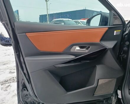 Чорний Сітроен ДС, об'ємом двигуна 1.6 л та пробігом 97 тис. км за 33600 $, фото 23 на Automoto.ua