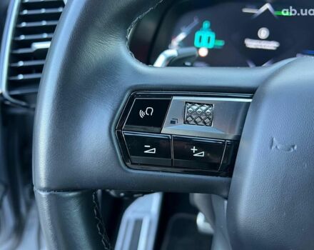 Чорний Сітроен ДС, об'ємом двигуна 2.4 л та пробігом 29 тис. км за 27940 $, фото 23 на Automoto.ua