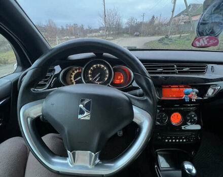 Білий Сітроен ДС3, об'ємом двигуна 1.6 л та пробігом 135 тис. км за 6500 $, фото 7 на Automoto.ua