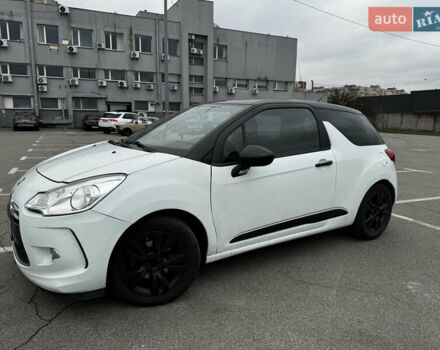 Білий Сітроен ДС3, об'ємом двигуна 1.6 л та пробігом 160 тис. км за 6000 $, фото 3 на Automoto.ua