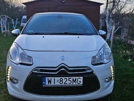 Ситроен ДС3 2012 в Звенигородка на Automoto.ua Белый Ситроен ДС3, объемом двигателя 1.6 л и пробегом 125 тыс. км за 6200 $, фото 1 на Automoto.ua