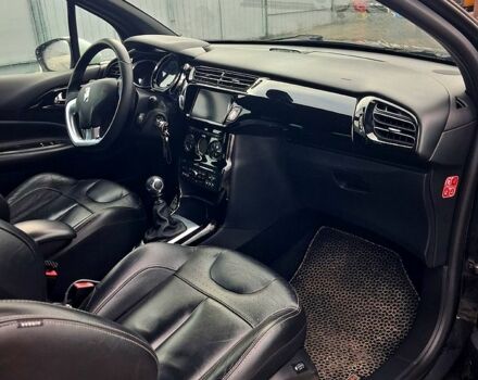 Чорний Сітроен ДС3, об'ємом двигуна 1.6 л та пробігом 275 тис. км за 7000 $, фото 4 на Automoto.ua