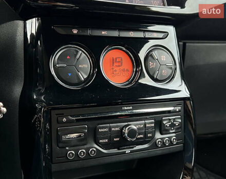 Червоний Сітроен ДС3, об'ємом двигуна 1.6 л та пробігом 131 тис. км за 7200 $, фото 16 на Automoto.ua