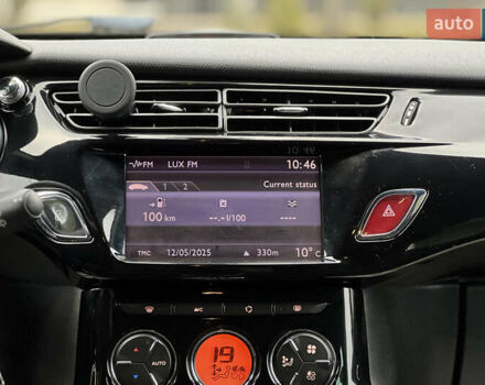 Червоний Сітроен ДС3, об'ємом двигуна 1.6 л та пробігом 131 тис. км за 7200 $, фото 12 на Automoto.ua