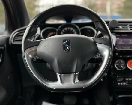 Червоний Сітроен ДС3, об'ємом двигуна 1.6 л та пробігом 131 тис. км за 7200 $, фото 11 на Automoto.ua