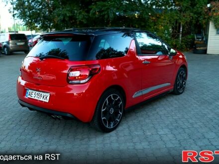 Ситроен ДС3 2010 в Днепре (Днепропетровске) на Automoto.ua Красный Ситроен ДС3, объемом двигателя 1.6 л и пробегом 108 тыс. км за 6999 $, фото 1 на Automoto.ua