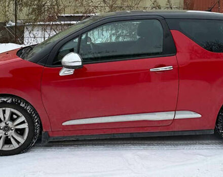 Красный Ситроен ДС3, объемом двигателя 1.6 л и пробегом 104 тыс. км за 8200 $, фото 1 на Automoto.ua