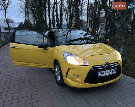 Желтый Ситроен ДС3, объемом двигателя 1.6 л и пробегом 168 тыс. км за 8000 $, фото 5 на Automoto.ua