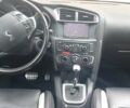 Білий Сітроен ДС4, об'ємом двигуна 1.6 л та пробігом 45 тис. км за 12000 $, фото 3 на Automoto.ua