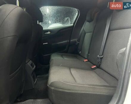 Білий Сітроен ДС4, об'ємом двигуна 1.6 л та пробігом 220 тис. км за 7200 $, фото 10 на Automoto.ua