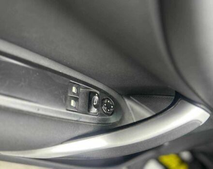 Белый Ситроен ДС4, объемом двигателя 0 л и пробегом 220 тыс. км за 7200 $, фото 6 на Automoto.ua