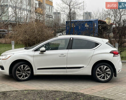 Белый Ситроен ДС4, объемом двигателя 1.6 л и пробегом 96 тыс. км за 8300 $, фото 7 на Automoto.ua