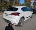 Белый Ситроен ДС4, объемом двигателя 1.6 л и пробегом 86 тыс. км за 7500 $, фото 6 на Automoto.ua