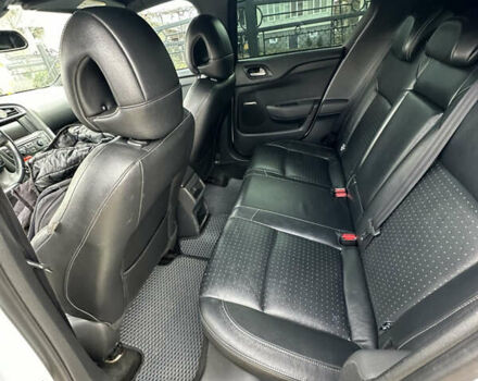 Білий Сітроен ДС4, об'ємом двигуна 1.6 л та пробігом 105 тис. км за 10500 $, фото 6 на Automoto.ua