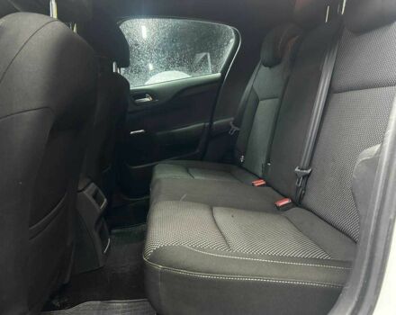 Белый Ситроен ДС4, объемом двигателя 0 л и пробегом 220 тыс. км за 7200 $, фото 10 на Automoto.ua