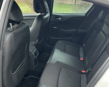 Белый Ситроен ДС4, объемом двигателя 1.6 л и пробегом 96 тыс. км за 8300 $, фото 10 на Automoto.ua