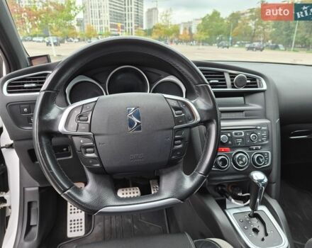 Білий Сітроен ДС4, об'ємом двигуна 1.6 л та пробігом 112 тис. км за 11900 $, фото 18 на Automoto.ua