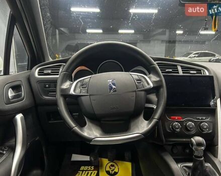 Білий Сітроен ДС4, об'ємом двигуна 1.6 л та пробігом 220 тис. км за 7200 $, фото 12 на Automoto.ua