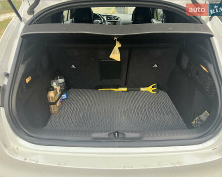 Білий Сітроен ДС4, об'ємом двигуна 1.6 л та пробігом 105 тис. км за 10500 $, фото 14 на Automoto.ua