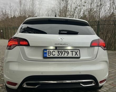 Білий Сітроен ДС4, об'ємом двигуна 1.6 л та пробігом 187 тис. км за 11000 $, фото 5 на Automoto.ua