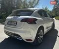 Белый Ситроен ДС4, объемом двигателя 1.6 л и пробегом 215 тыс. км за 9500 $, фото 2 на Automoto.ua