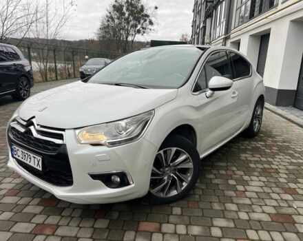 Білий Сітроен ДС4, об'ємом двигуна 1.6 л та пробігом 187 тис. км за 11000 $, фото 2 на Automoto.ua