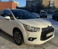 Белый Ситроен ДС4, объемом двигателя 1.6 л и пробегом 187 тыс. км за 9500 $, фото 1 на Automoto.ua