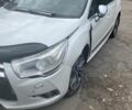 Білий Сітроен ДС4, об'ємом двигуна 2 л та пробігом 180 тис. км за 5500 $, фото 1 на Automoto.ua