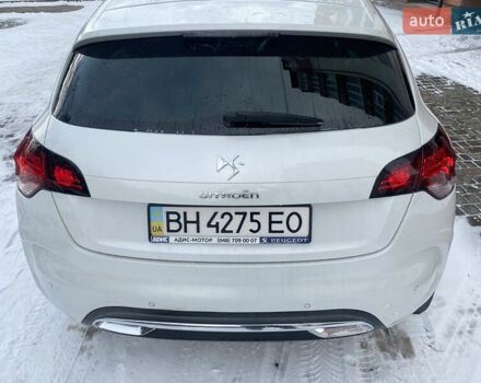Білий Сітроен ДС4, об'ємом двигуна 2 л та пробігом 119 тис. км за 9800 $, фото 13 на Automoto.ua