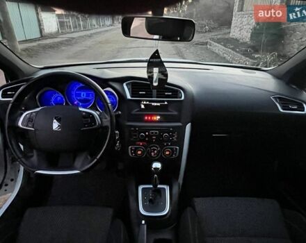 Білий Сітроен ДС4, об'ємом двигуна 1.6 л та пробігом 196 тис. км за 8500 $, фото 22 на Automoto.ua