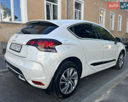Білий Сітроен ДС4, об'ємом двигуна 2 л та пробігом 228 тис. км за 12400 $, фото 9 на Automoto.ua