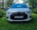 Білий Сітроен ДС4, об'ємом двигуна 2 л та пробігом 117 тис. км за 13200 $, фото 8 на Automoto.ua