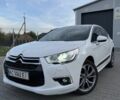 Белый Ситроен ДС4, объемом двигателя 2 л и пробегом 210 тыс. км за 10300 $, фото 1 на Automoto.ua