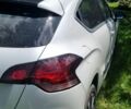 Білий Сітроен ДС4, об'ємом двигуна 2 л та пробігом 117 тис. км за 13200 $, фото 4 на Automoto.ua