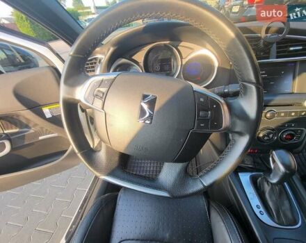 Білий Сітроен ДС4, об'ємом двигуна 2 л та пробігом 79 тис. км за 15300 $, фото 18 на Automoto.ua