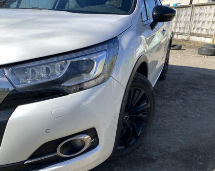 Білий Сітроен ДС4, об'ємом двигуна 2 л та пробігом 160 тис. км за 15500 $, фото 2 на Automoto.ua