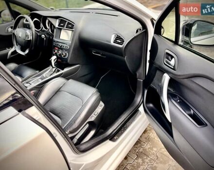 Белый Ситроен ДС4, объемом двигателя 2 л и пробегом 115 тыс. км за 13500 $, фото 20 на Automoto.ua