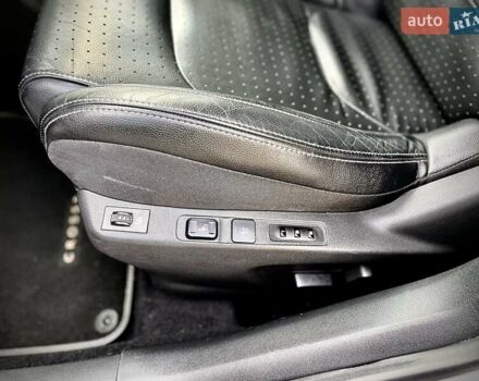 Белый Ситроен ДС4, объемом двигателя 2 л и пробегом 115 тыс. км за 13500 $, фото 12 на Automoto.ua