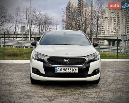 Белый Ситроен ДС4, объемом двигателя 2 л и пробегом 115 тыс. км за 13500 $, фото 2 на Automoto.ua