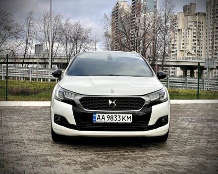 Белый Ситроен ДС4, объемом двигателя 2 л и пробегом 115 тыс. км за 13500 $, фото 1 на Automoto.ua