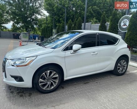 Білий Сітроен ДС4, об'ємом двигуна 1.56 л та пробігом 208 тис. км за 7500 $, фото 1 на Automoto.ua