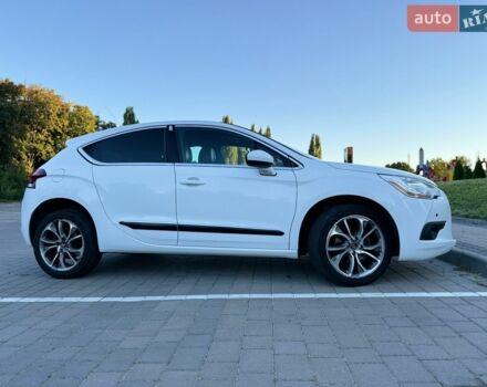 Білий Сітроен ДС4, об'ємом двигуна 1.6 л та пробігом 219 тис. км за 8000 $, фото 1 на Automoto.ua