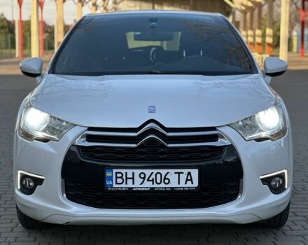 Білий Сітроен ДС4, об'ємом двигуна 1.6 л та пробігом 139 тис. км за 9500 $, фото 1 на Automoto.ua