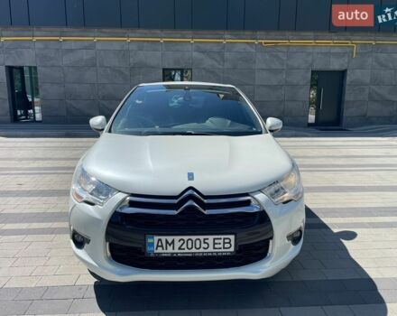 Білий Сітроен ДС4, об'ємом двигуна 1.6 л та пробігом 127 тис. км за 10300 $, фото 1 на Automoto.ua