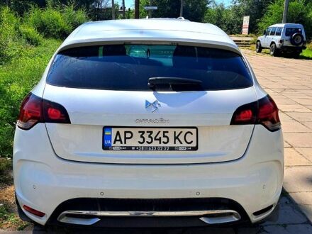 Білий Сітроен ДС4, об'ємом двигуна 1.6 л та пробігом 220 тис. км за 4500 $, фото 1 на Automoto.ua