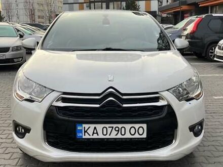 Білий Сітроен ДС4, об'ємом двигуна 1.6 л та пробігом 135 тис. км за 8900 $, фото 1 на Automoto.ua