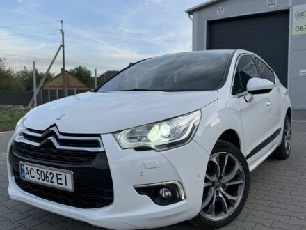Сітроен ДС4 2014 у Нововолинськ на Automoto.ua Білий Сітроен ДС4, об'ємом двигуна 2 л та пробігом 210 тис. км за 10300 $, фото 1 на Automoto.ua