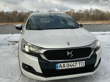 Ситроен ДС4 2016 в Киеве на Automoto.ua Белый Ситроен ДС4, объемом двигателя 2 л и пробегом 76 тыс. км за 16700 $, фото 1 на Automoto.ua