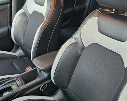 Черный Ситроен ДС4, объемом двигателя 1.56 л и пробегом 270 тыс. км за 9400 $, фото 16 на Automoto.ua